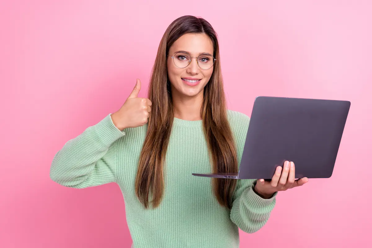 Projekty, koła naukowe i wolontariat w CV studenta – jak opisywać